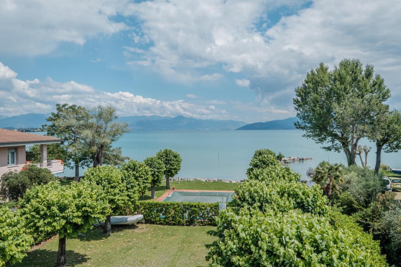 Casa Lugana 9 - Monolocale Con Piscina Fronte Lago Сирмионе Екстериор снимка